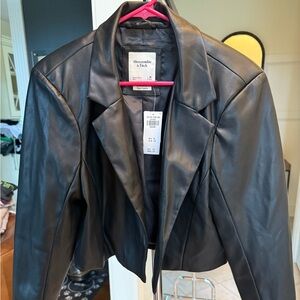 Abercrombie & Fitch Black Blazer